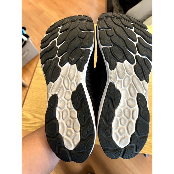 New Balance Men's Fresh Foam Shoes Size 10.5 Black - Picture 5 of 5